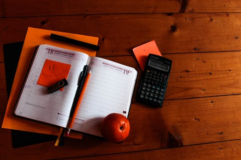 The Role of an Online EMI Calculator in Financial Planning